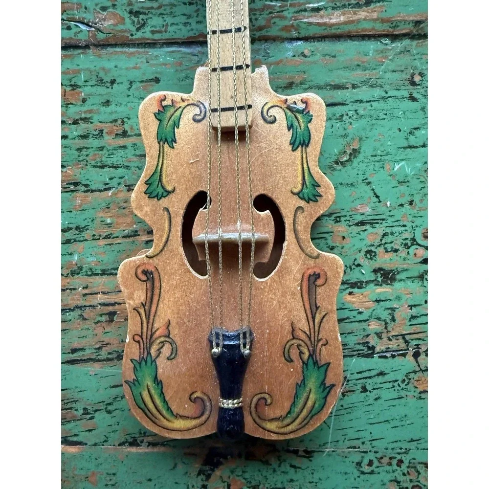 Vintage Violin Ornament Wood Leaf‎ Design Gold Tone Strings and Hanger Christmas